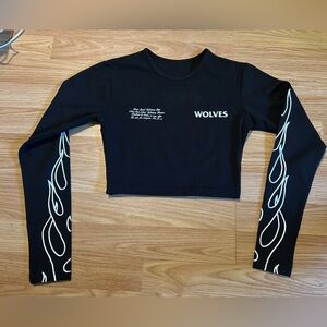 Darc Sport Flame Graphic Long Sleeve Crop Top